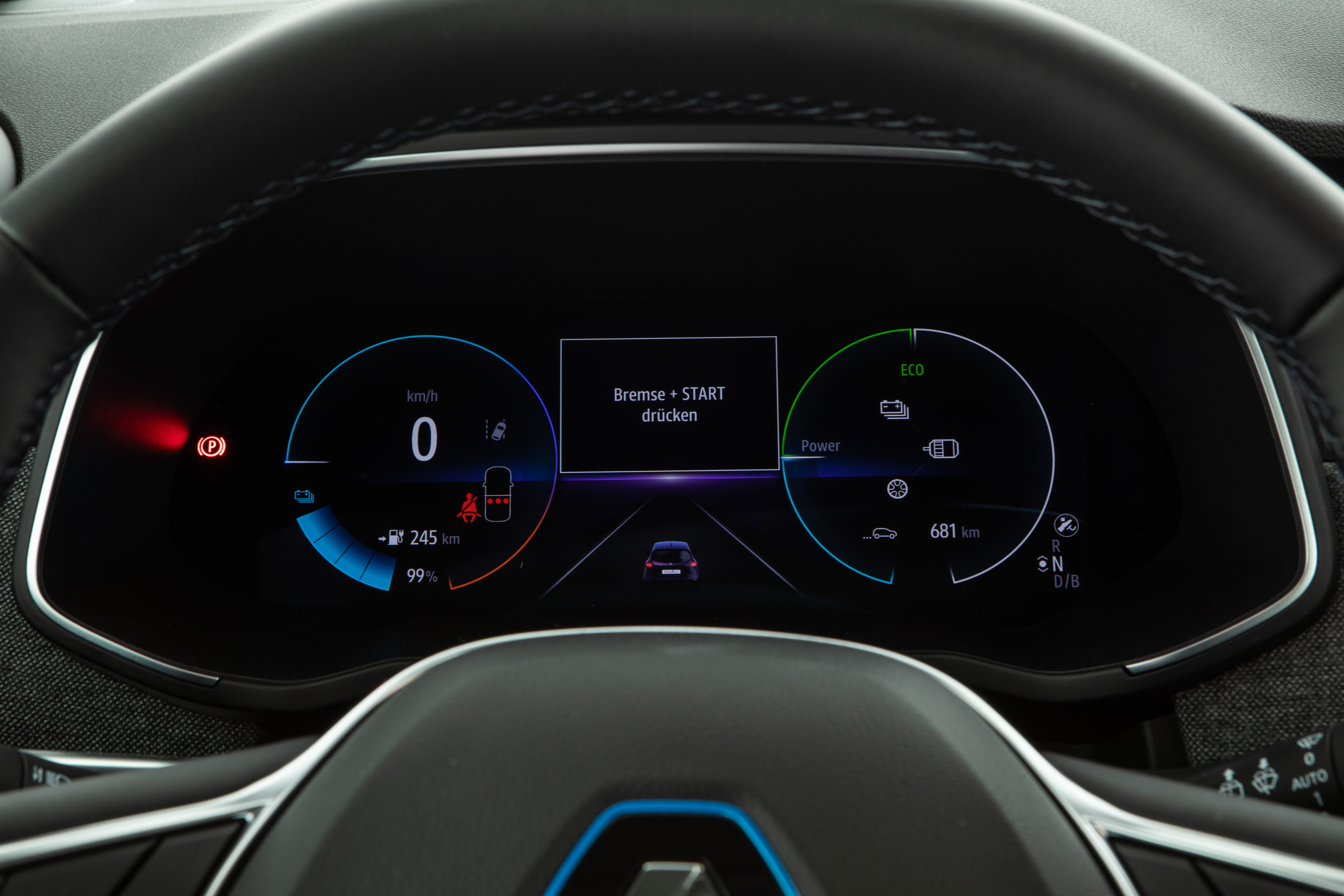 RENAULT ZOE R135 Z.E. 50 (52 KWH)
