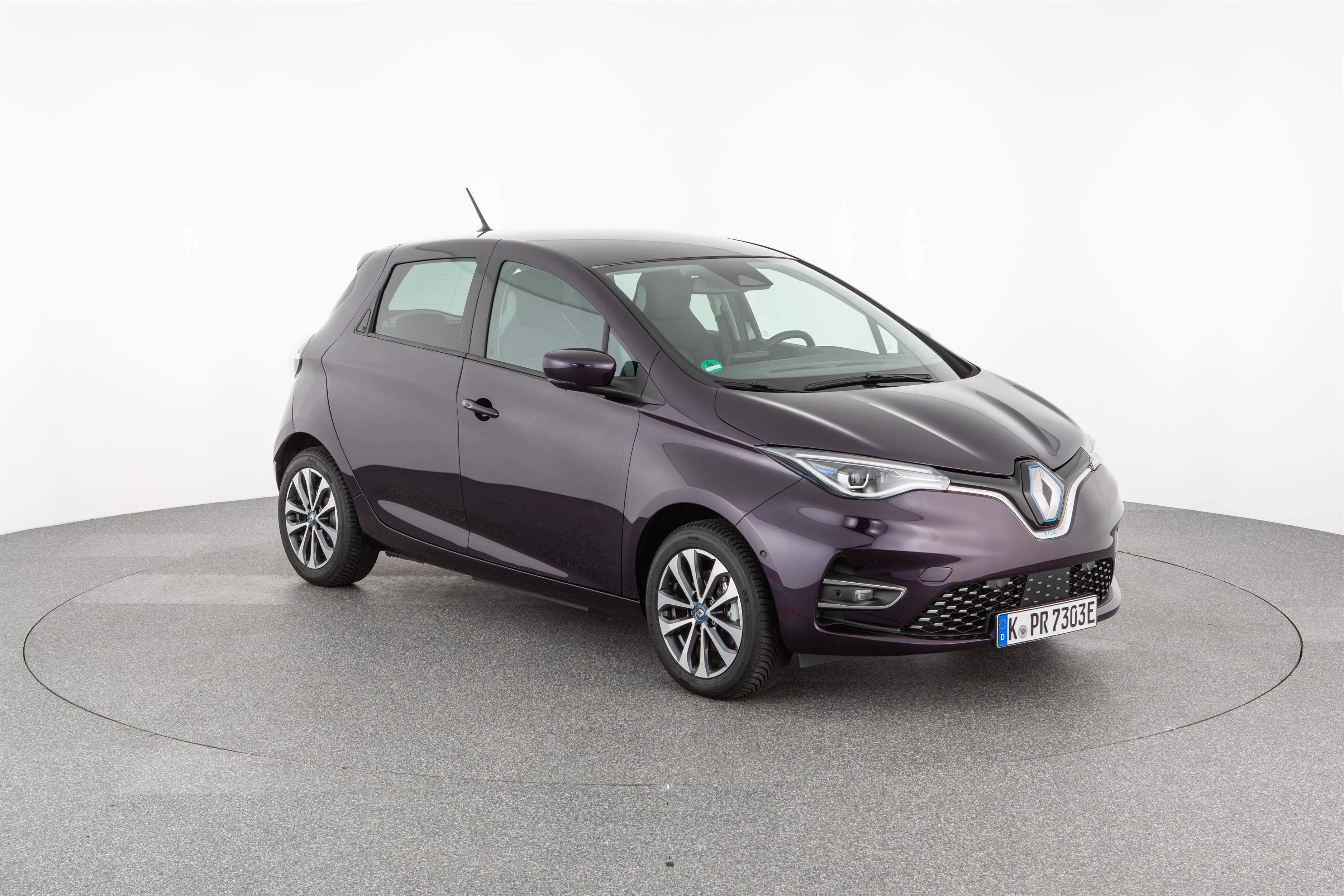 RENAULT ZOE R135 Z.E. 50 (52 KWH)