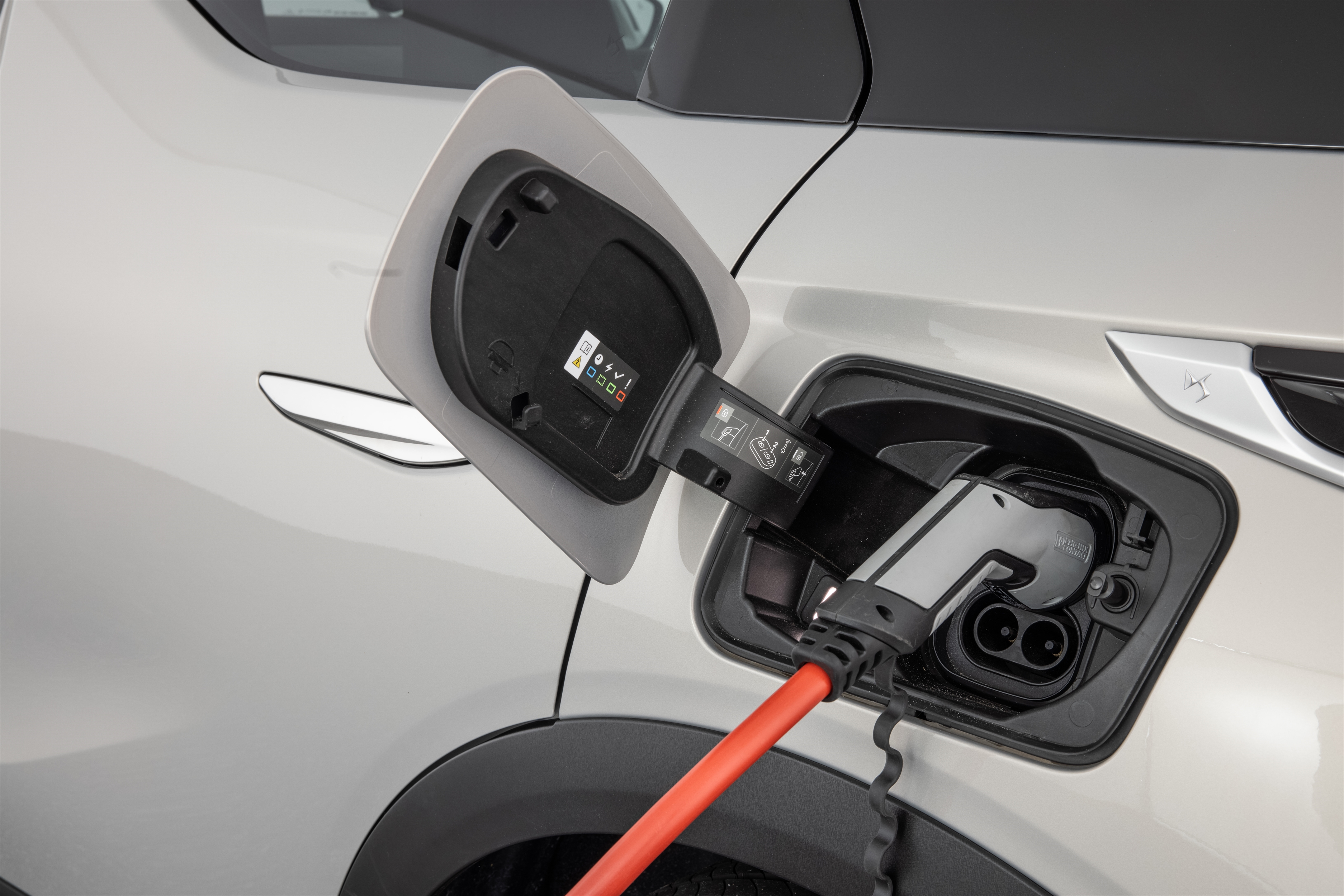 DS AUTOMOBILES DS 3 CROSSBACK E-TENSE