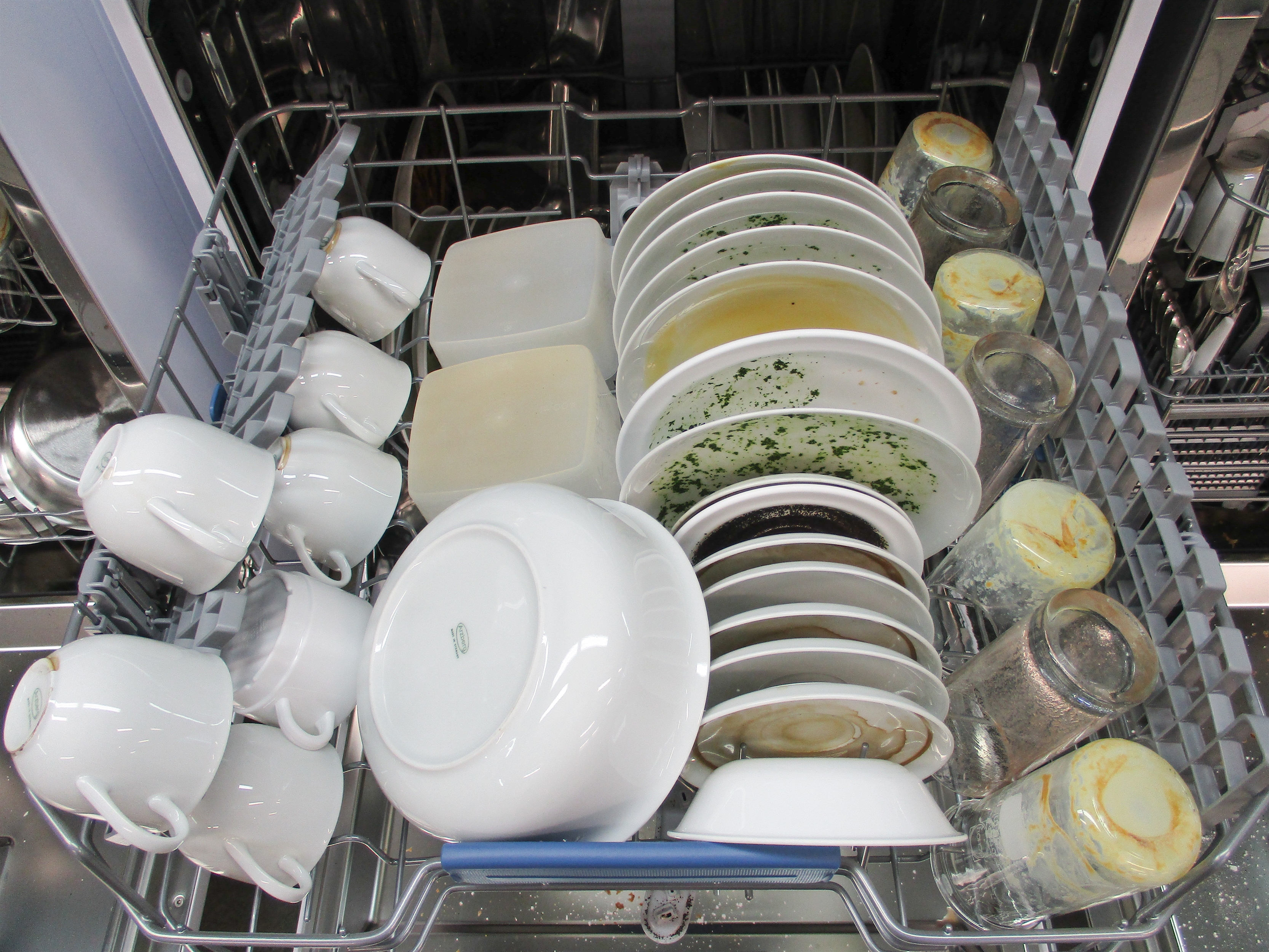 INDESIT DFP 58T94 Z