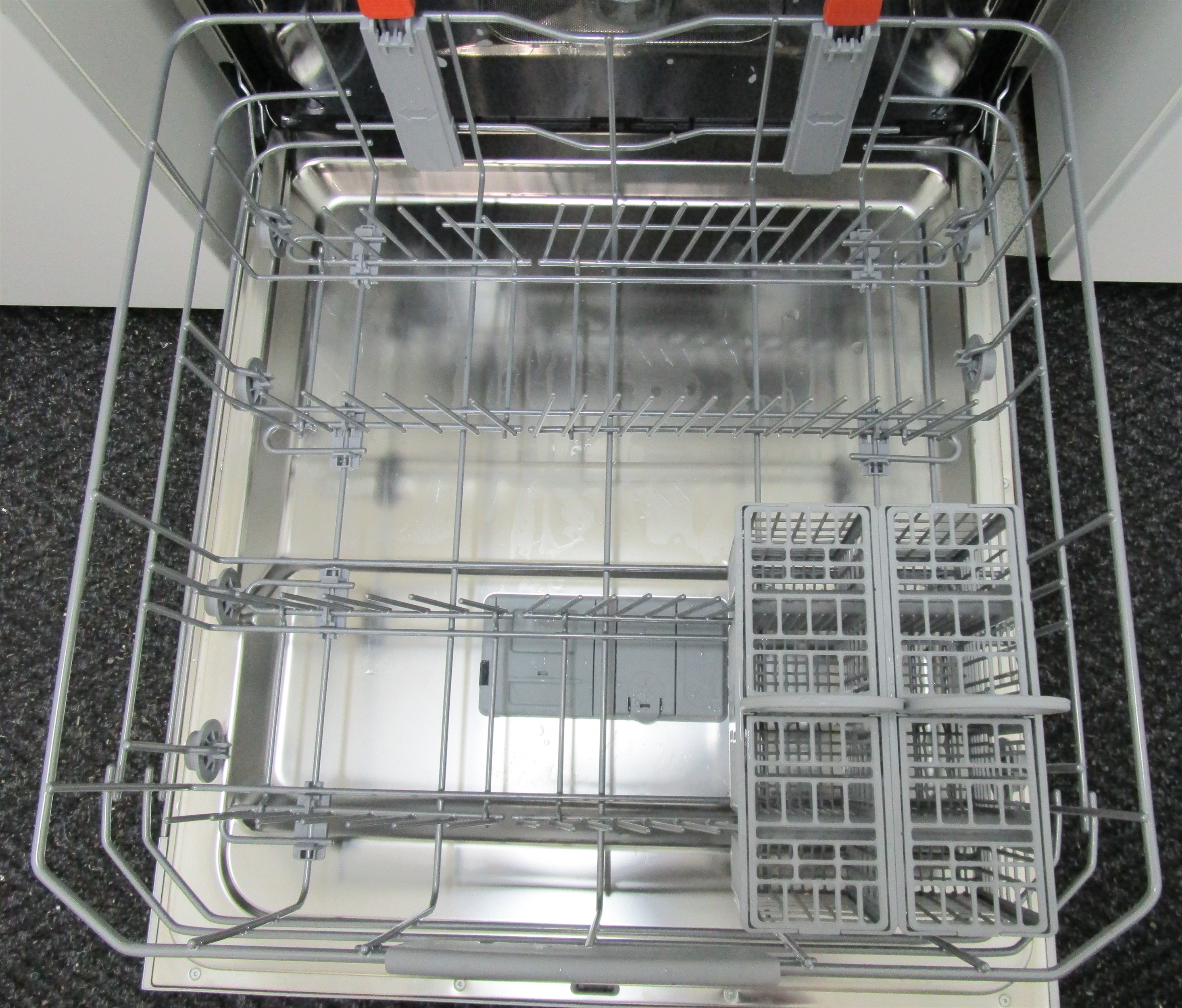 HOTPOINT-ARISTON HFO 3O32 W C X