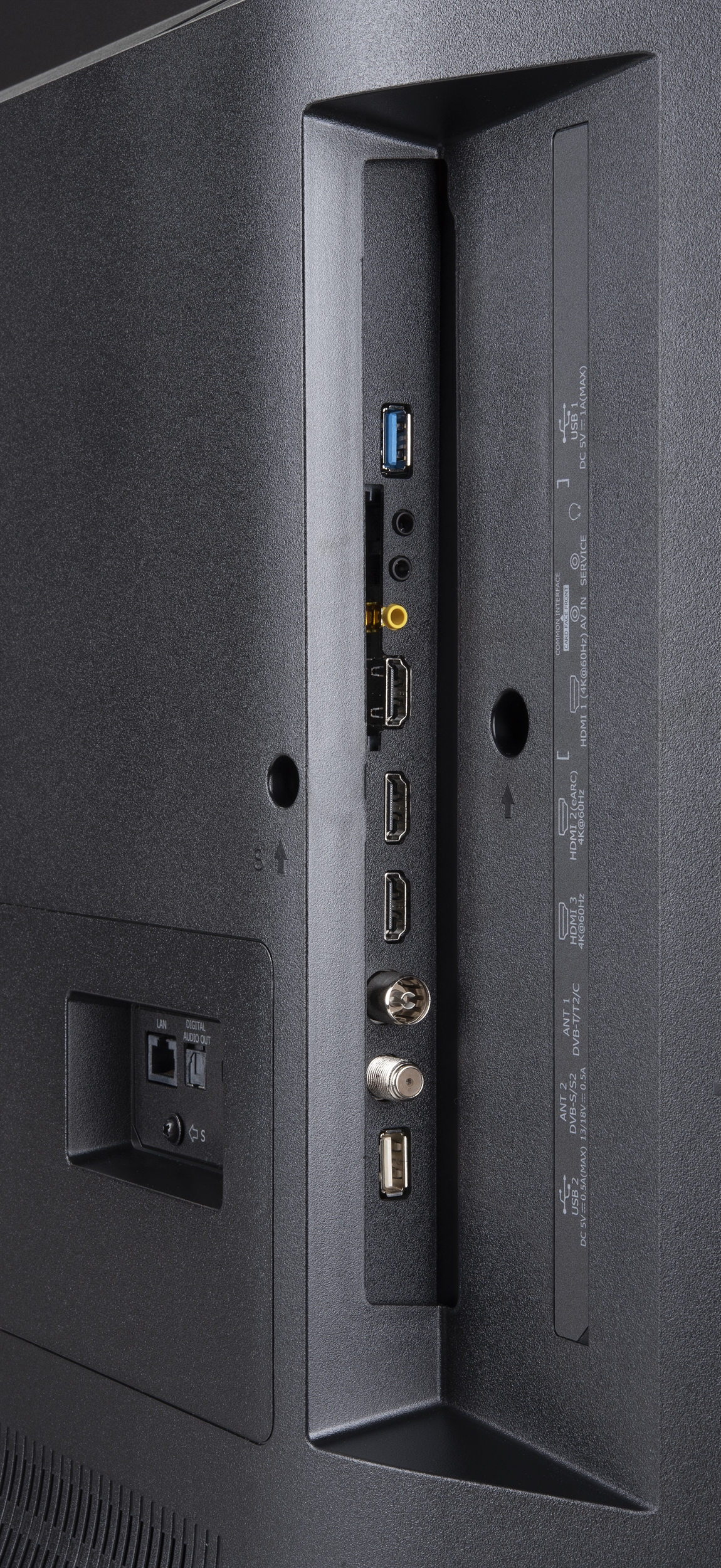HISENSE 65A9G