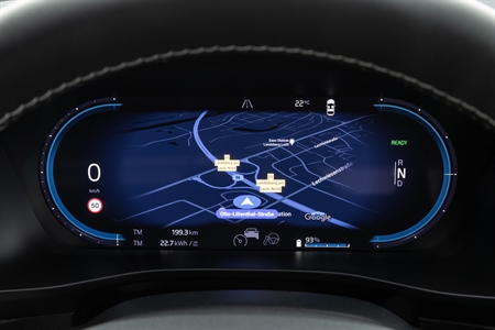 VOLVO XC40 P8 RECHARGE PURE ELECTRIC TWIN