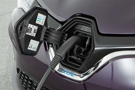 RENAULT ZOE R135 Z.E. 50 (52 KWH)